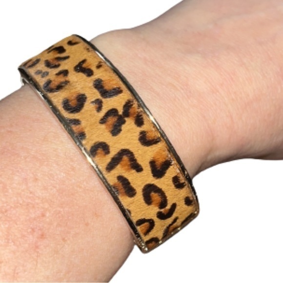 Nine West leopard print bangle bracelet NWT - Picture 1 of 4